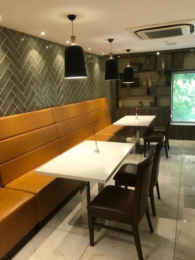 Hotel Southern Delhi  Dış mekan fotoğraf