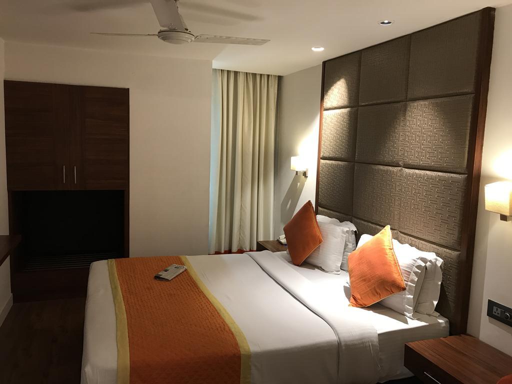 Hotel Southern Delhi  Dış mekan fotoğraf