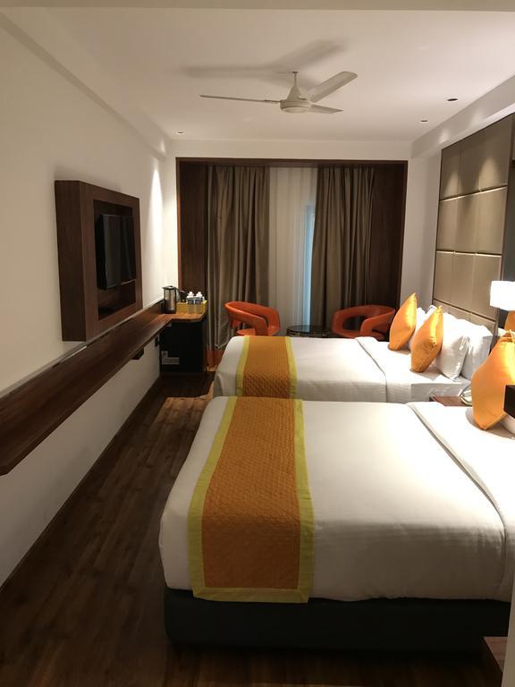 Hotel Southern Delhi  Dış mekan fotoğraf