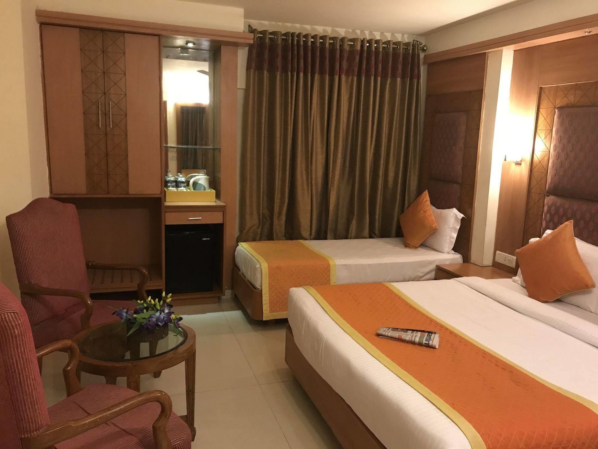 Hotel Southern Delhi  Dış mekan fotoğraf