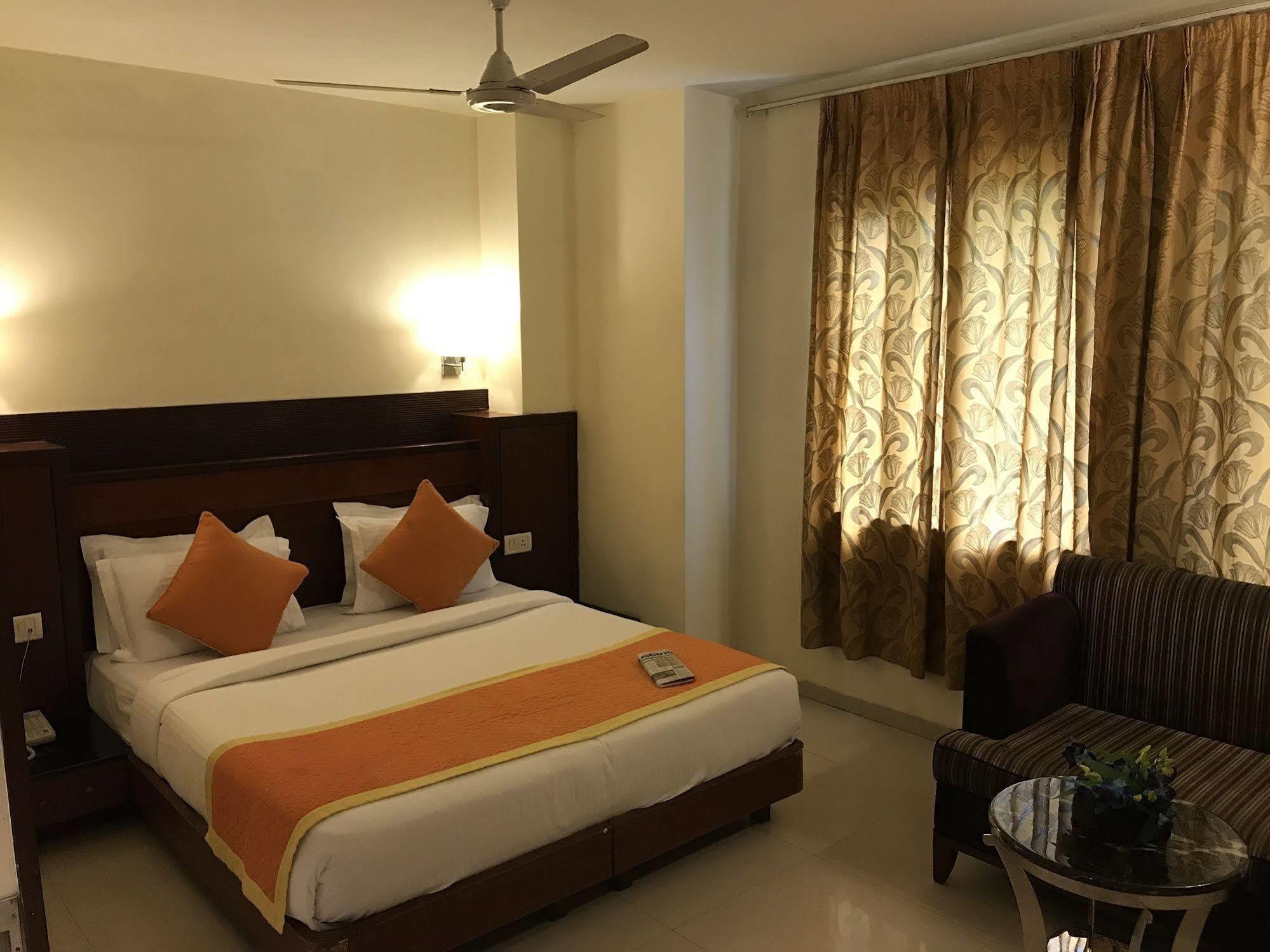 Hotel Southern Delhi  Dış mekan fotoğraf