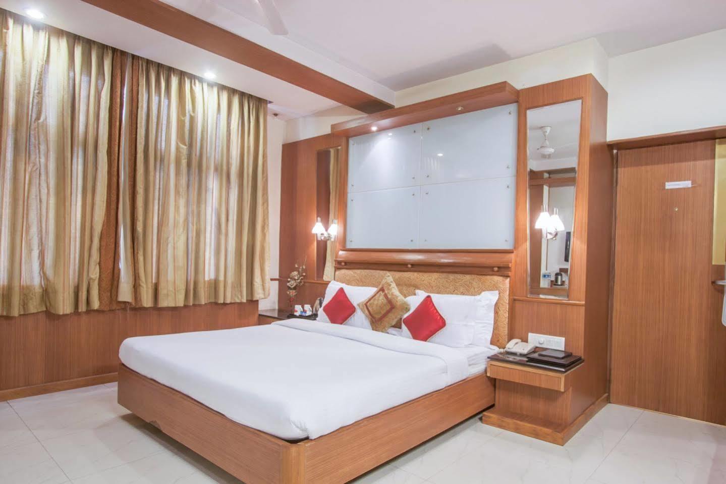 Hotel Southern Delhi  Dış mekan fotoğraf