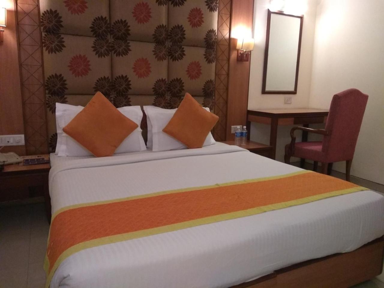 Hotel Southern Delhi  Dış mekan fotoğraf